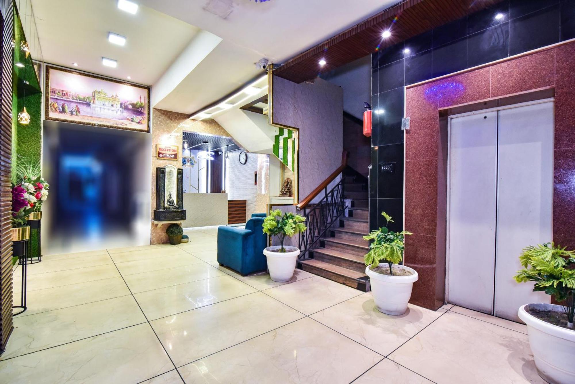 Pinaz Royale Hotel Амритсар Екстериор снимка