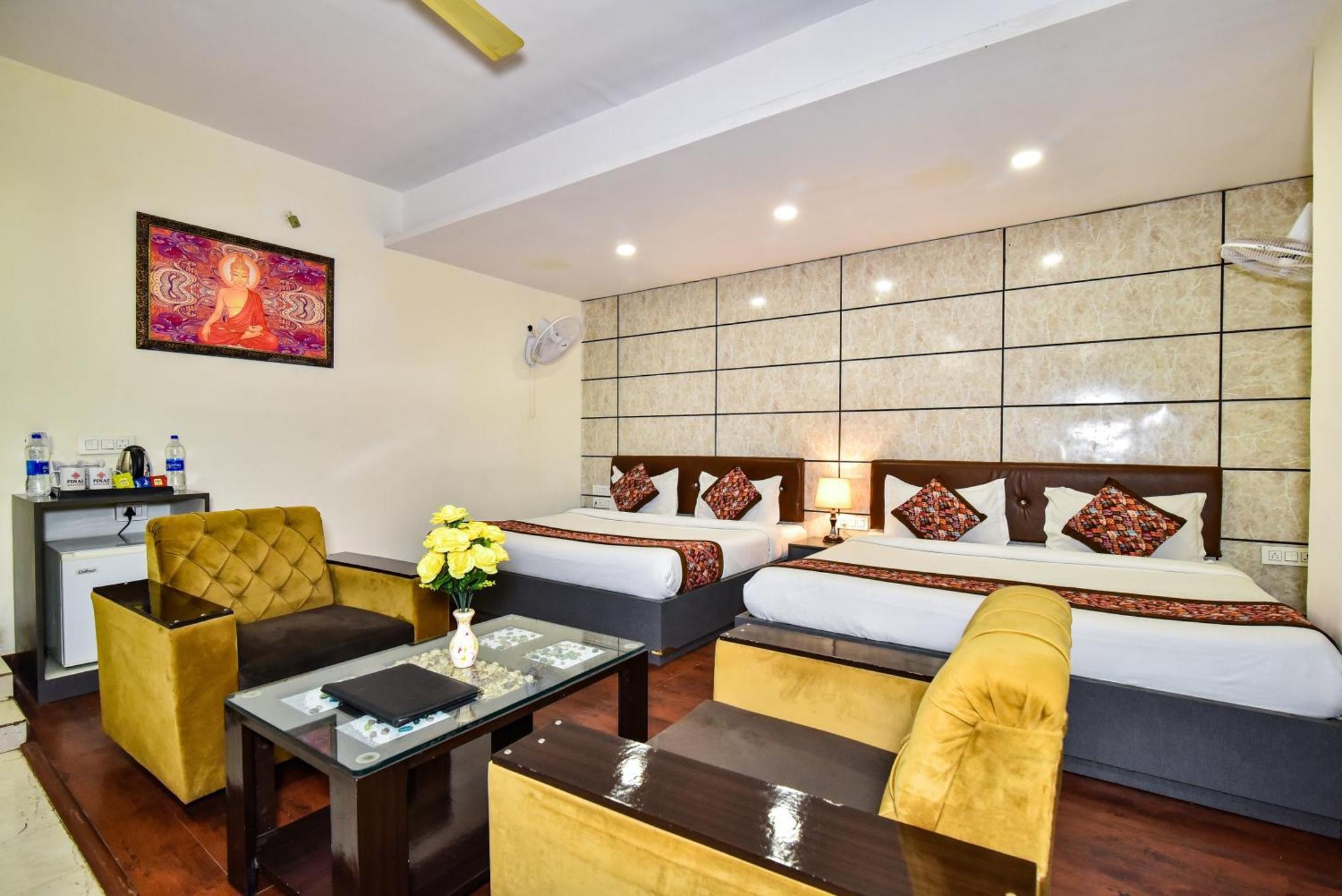 Pinaz Royale Hotel Амритсар Екстериор снимка